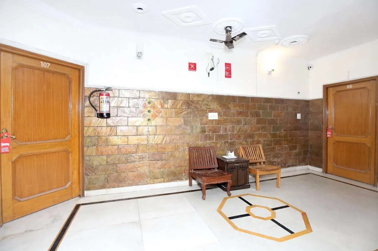 Hotel Amar 2*, Chandigarh India